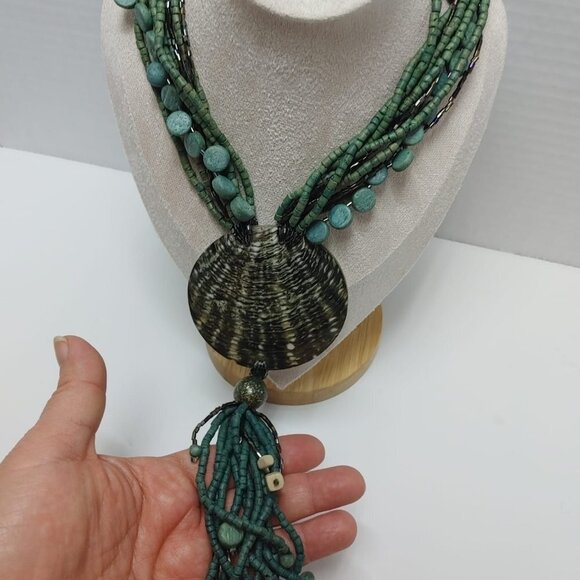 3/$30 Boho 70s Large Seashell Pendant Teal Wooden Bead Layered Necklacr Retro - Picture 7 of 10